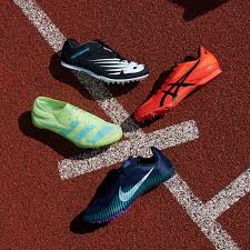 RUNNING SPIKE SHOES SHORT DISTANCE